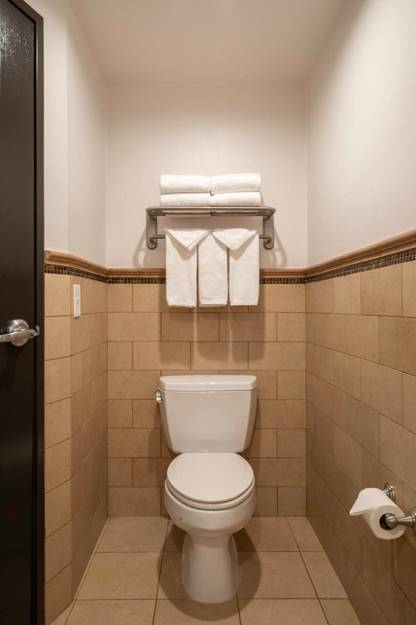 Ayres Hotel Chino Hills - Ontario מראה חיצוני תמונה